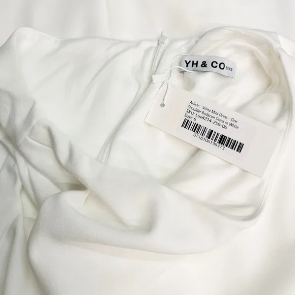 Showpo. YH&CO One Shoulder Bodycon Vilma Dress in White size 6/XS NWT - Image 4