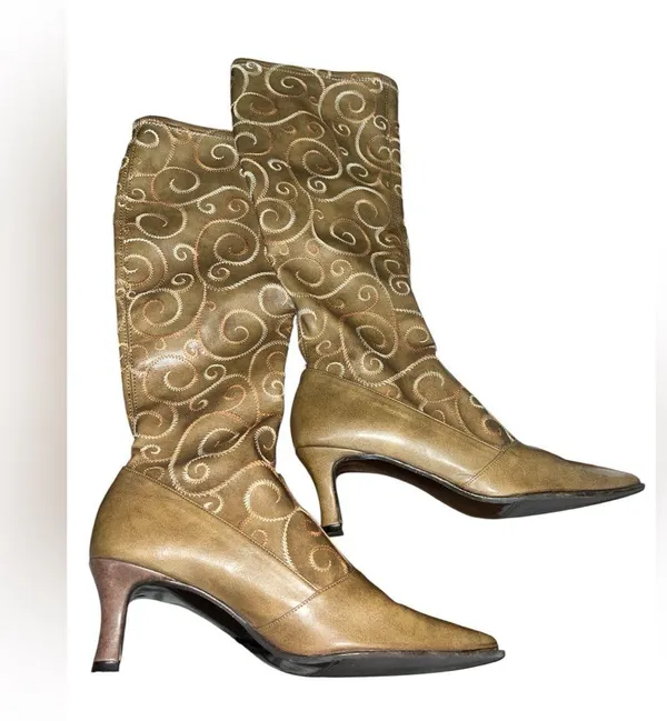 A. Marinelli Victorian style embroidered leather boots size 7 1/2 - Image 2