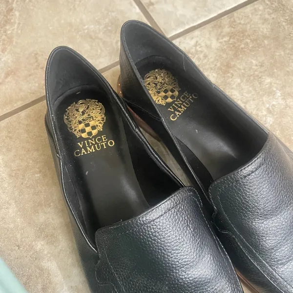 Vince Camuto Black‎ Pebbled Leather Studded Loafers Flats Womens 10M 42 EUC - Image 3