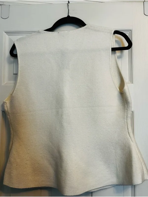 Express Ivory Sleeveless Button-Front Peplum Tank - Image 4
