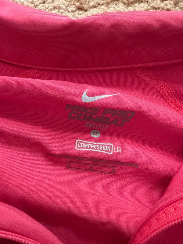 Nike Dri-Fit Quarter-Zip - Image 2