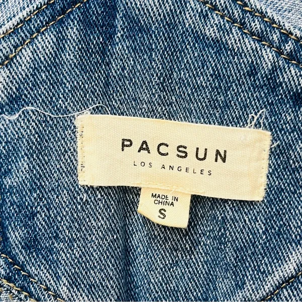 PacSun Distressed Denim Overall Shorts size Small - Image 2