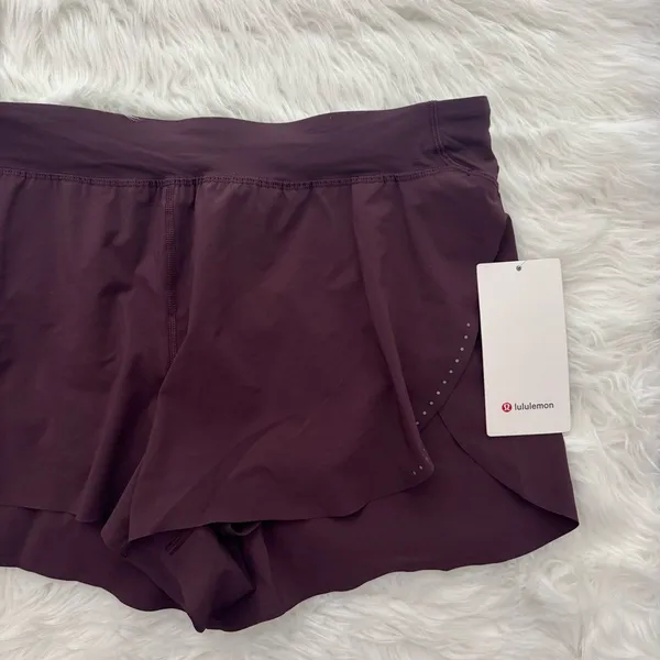 Lululemon Fast and Free High Rise Classic Fit Split Shorts 3" Goodnight Plum XL - Image 4