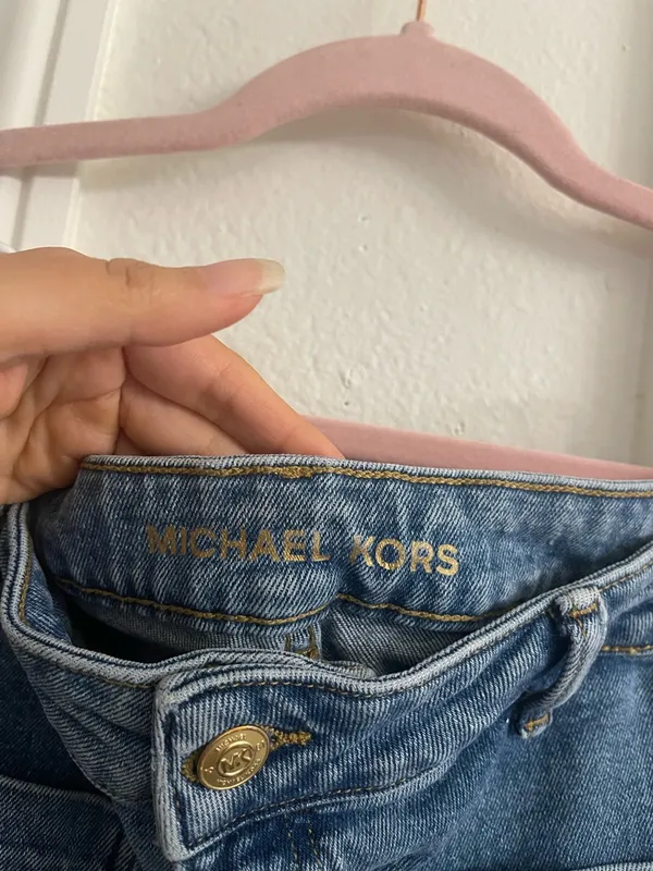 Michael Kors Straight-Leg Women’s Jeans - Light Blue Wash - Image 5