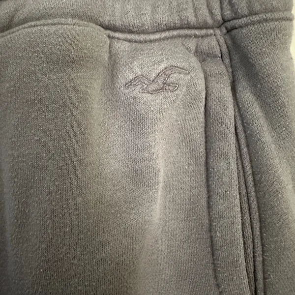 Hollister Gray Relaxed Jogger Sweatpants Mens S Drawstring Pockets Cotton Blend - Image 2