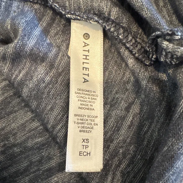 Athleta Top Women's XS Breezy Scoop V-Neck Tee Heather Gray Activewear 980776 - Image 5