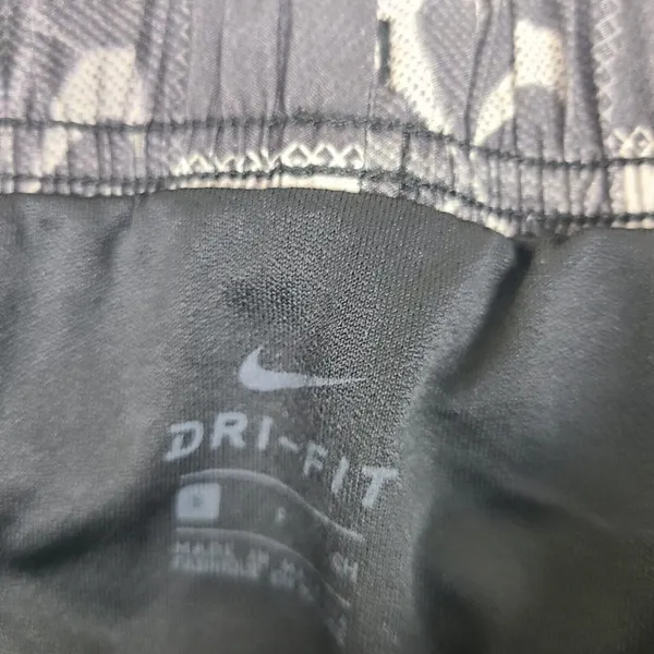 Nike Dri-Fit Women’s Gray Lined Running Workout Shorts Size‎ Small - Image 3