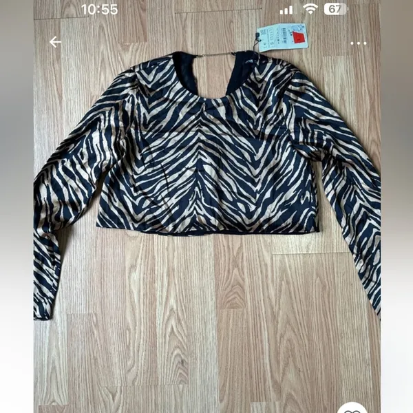 Zara Black and Tan Zebra-Print Cropped Long-Sleeve Top - Image 4