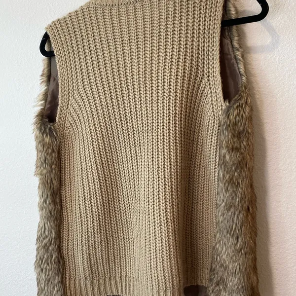 Poof Faux Fur Vest - Image 7