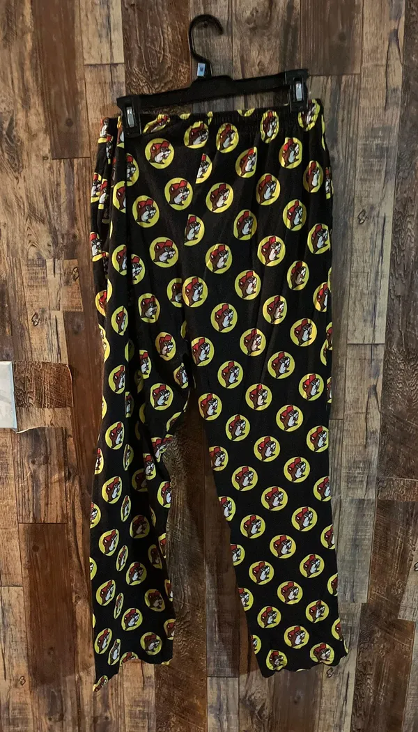 Buc-ee's Woman’s beaver 🦫 print pajamas pants size medium. - Image 3