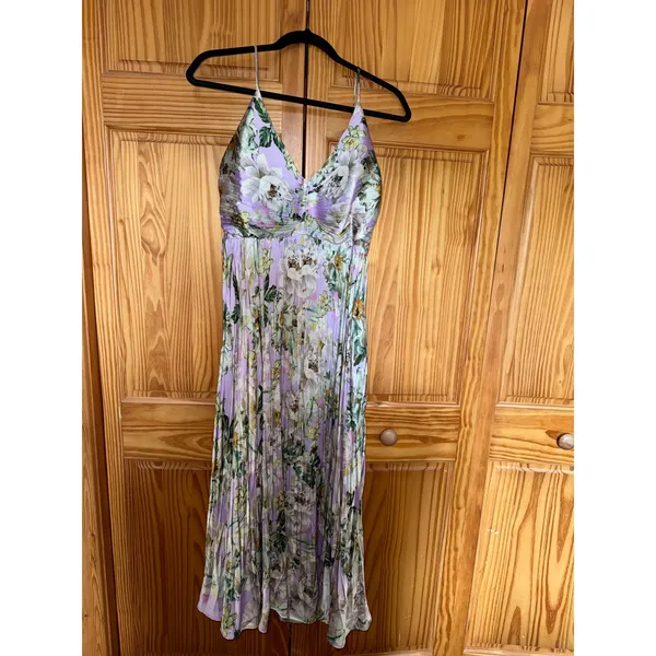 ASTR The Label Midi‎ Dress Womens L Lavender Floral Pleated Smocked event - Image 3