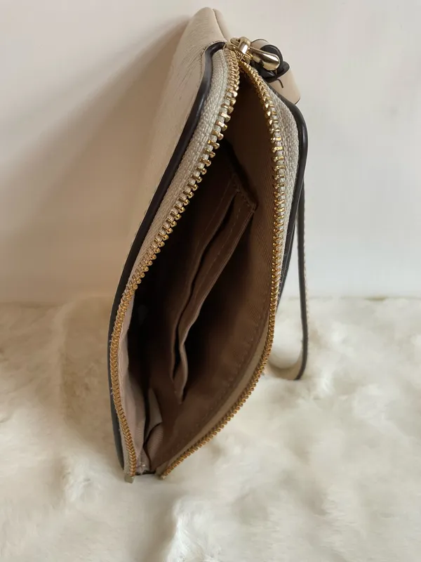 Coach Cream Leather Zip Wristlet Pouch Wallet - Image 4