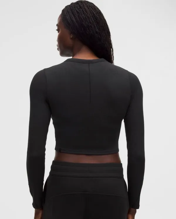 Lululemon Size 6 Hold Tight Long Sleeve in Black - Image 2