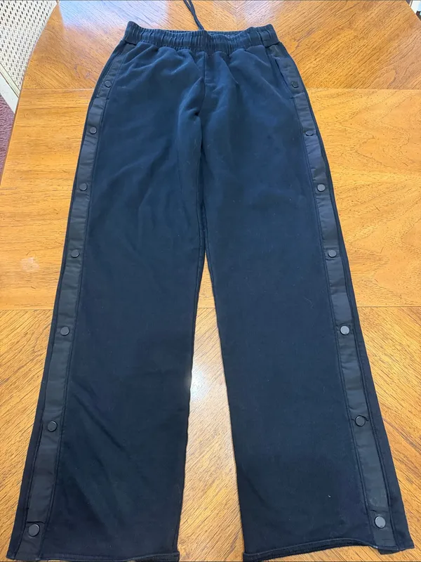 Alo Yoga Courtside Tearaway Sweats - Image 7