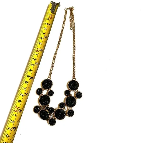 Black and gold tone statement necklace - Image 4