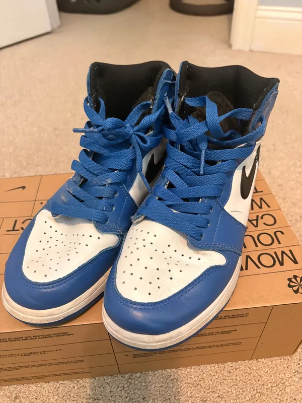 Nike Air Jordan - Image 3