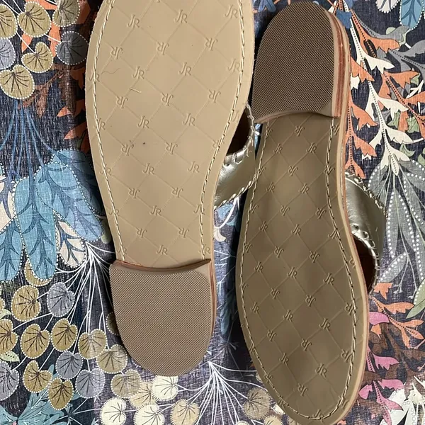 Jack Rogers Strawberry Platinum Metallic Leather Flip Flop Sandals Shoes - Image 3