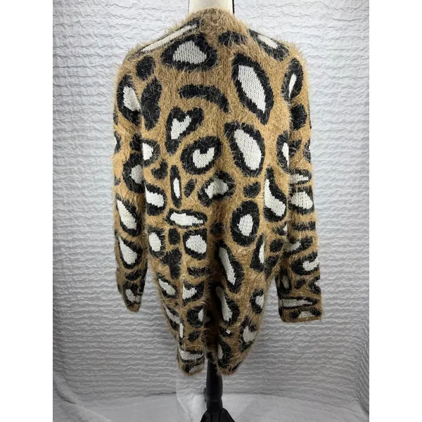 Show Me Your Mumu Mellow Cozi Cardi Golden Ears Leopard Fuzzy Cardigan Medium - Image 3