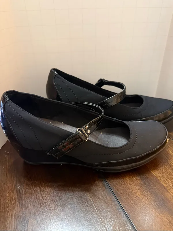 Clarks | Bendables Black Mary Jane Wedge Sandals | Size 7.5M - Image 2