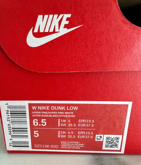 Nike Women’s Dunk Low Sneakers - Image 6