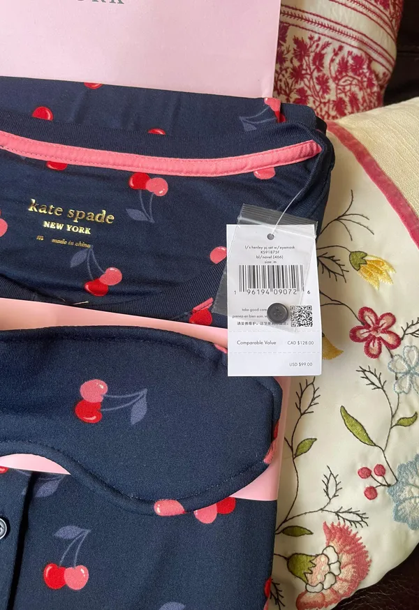 NWT henley cherry jogger set size M - Image 6