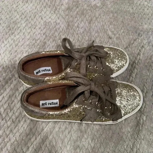 2/$20 Not Rated Women's ILLANA Fashion Sneaker Gold Star Glitter - Image 7