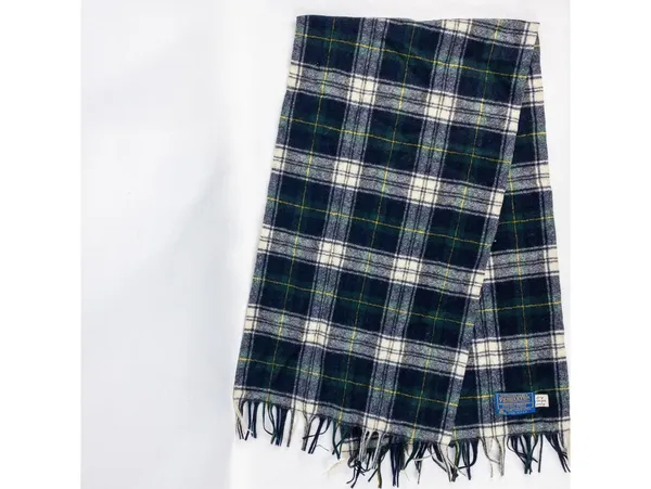 Pendleton Vintage Green Plaid Wool Scarf Unisex Men Women US - Image 3