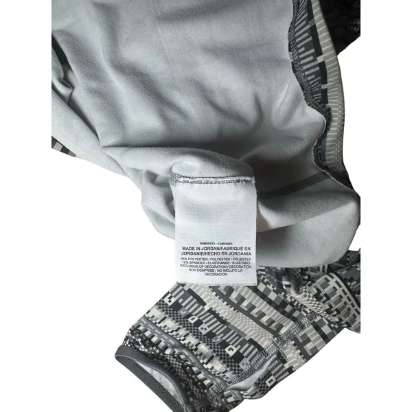 Nike Pro Warm 8 Bit 1/2 Zip Long Sleeve Run Layer Medium Mock Neck Activewear - Image 8