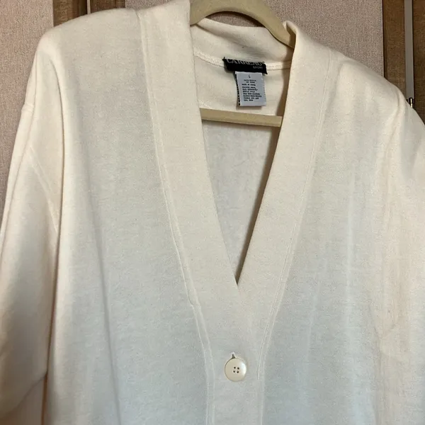 FINAL MARKDOWN Carreau Sport ladies sweatshirt large - Image 4