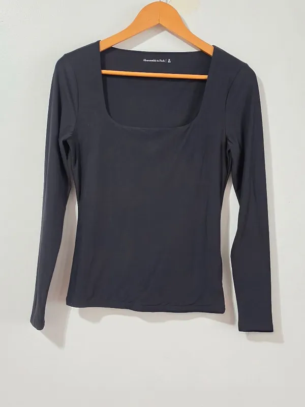 Abercrombie & Fitch Long Sleeve Square Neck Top - Black - Women's Size M - Image 2