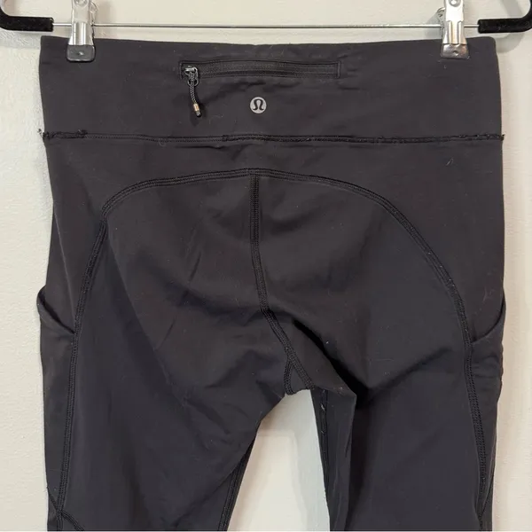 Lululemon Speed Tight Ruching Detail Leggings Size 8 - Image 4