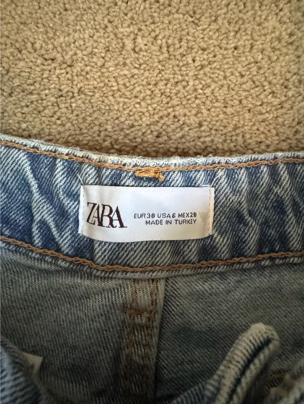 ZARA Baggy Jeans - Image 2