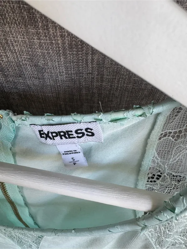 Express Mint Lace-Shoulder Top - Image 2