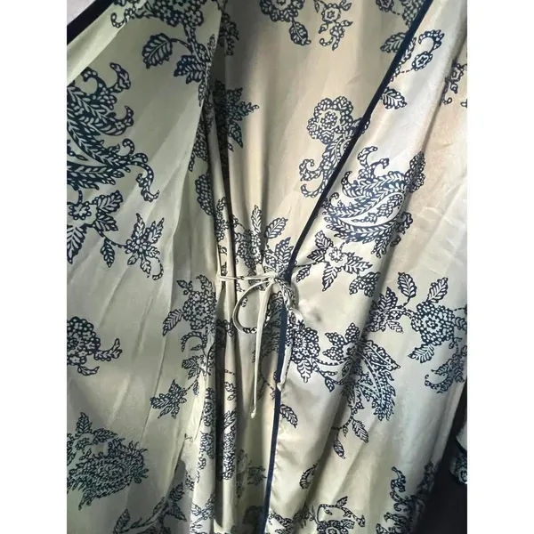 Elegant Jones New York Women's Robe - L/XL - Floral Design - Image 6