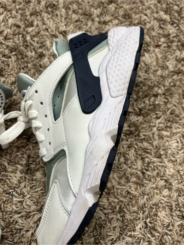 Nike Womens Air Huarache Photon Dust Mica Green Sz 9 - Image 7