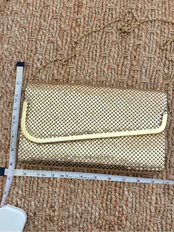 Gold Mesh Evening Clutch handbag with Chain Strap - Image 8