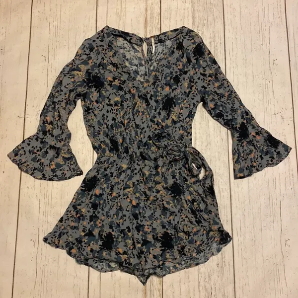 All the Right Ruffles Romper - Image 3