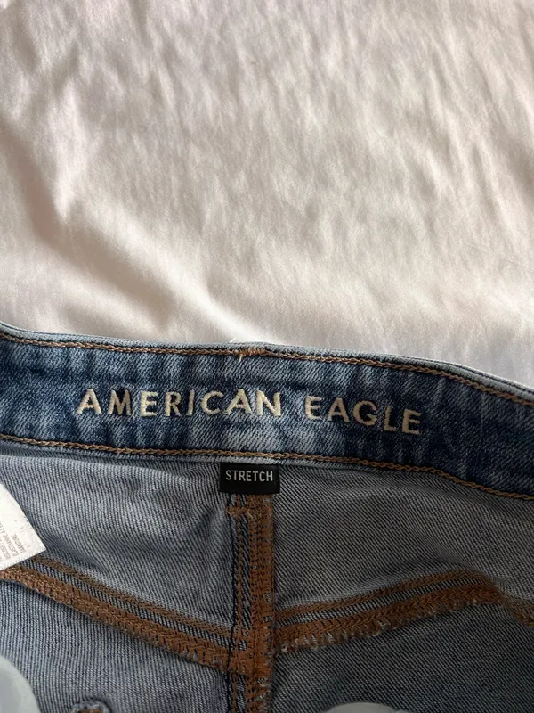 American Eagle Jeans Mom Stretch High-Rise - Image 4