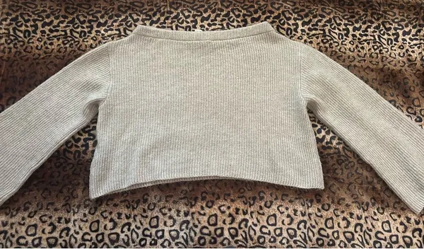 Divided Top - Image 2