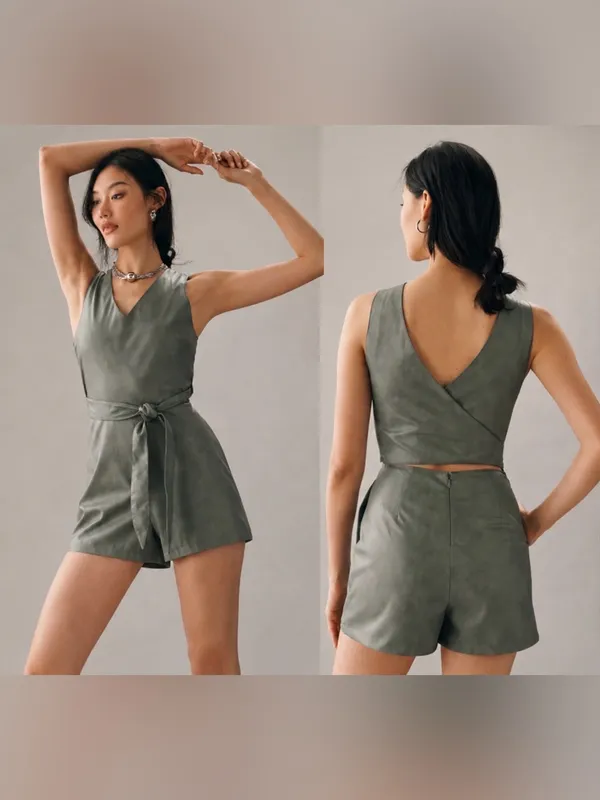 Anthropologie Avec Les‎ Filles Faux Leather Cross Back Fairycore Romper Sz S Grunge - Image 2