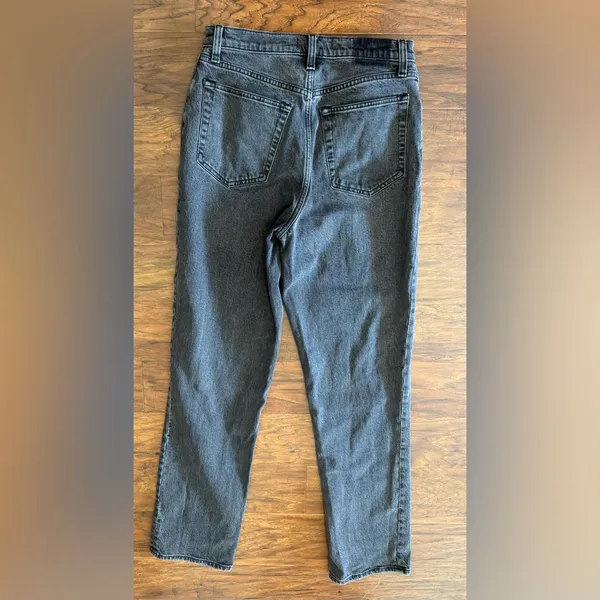 Abercrombie & Fitch Curve Love Ultra High Rise 90s Straight Jean Black Wash 8 L - Image 2