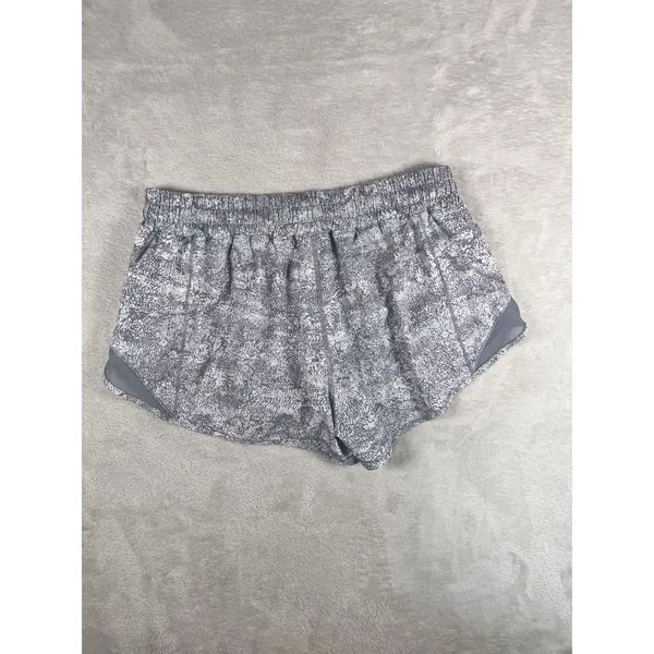 Lululemon Hotty Hot Short II 4" LR 10 Frozen Vista Alpine White Arctic Grey - Image 7