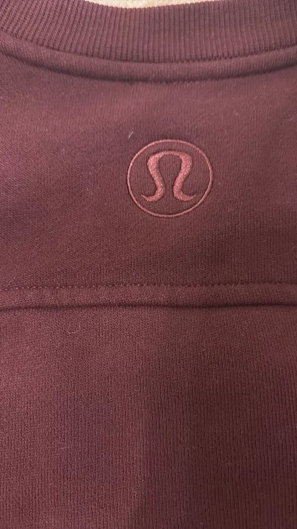 Lululemon maroon cropped sweatshirt - Image 3