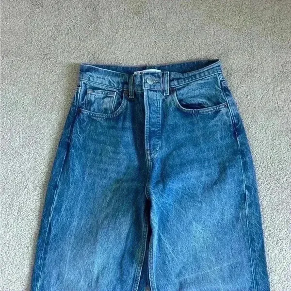 Zara high rise button front straight leg blue jeans in size 2 - Image 2