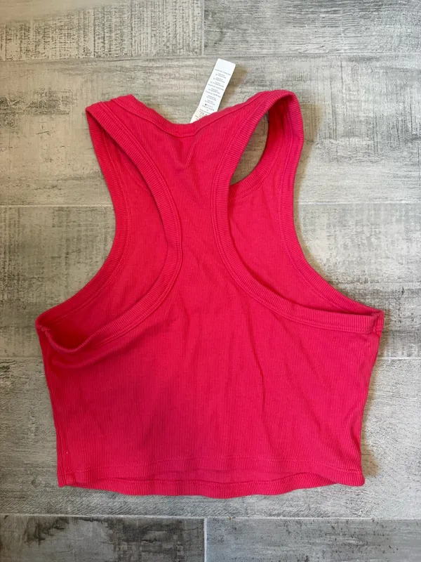 Alo Yoga Tank Top - Image 4