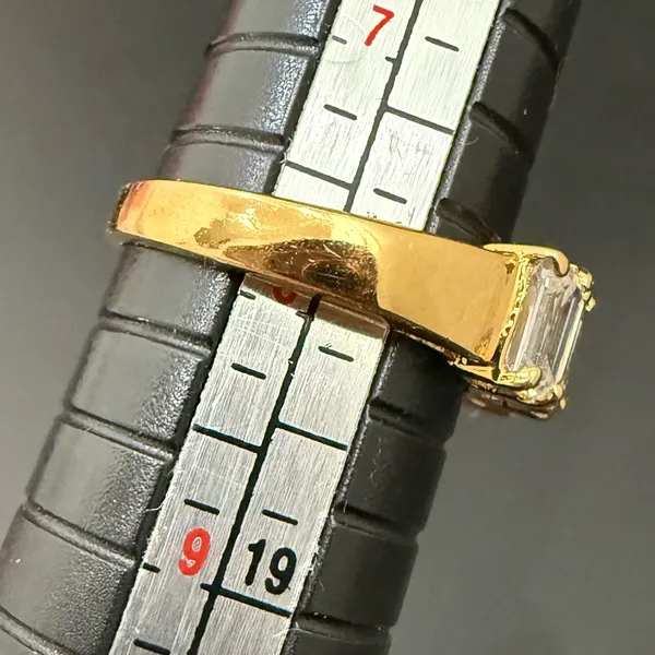 Vintage 925 Gold Over Sterling Silver Five CZ Row Band Women’s Ring Size 8 5g. - Image 8