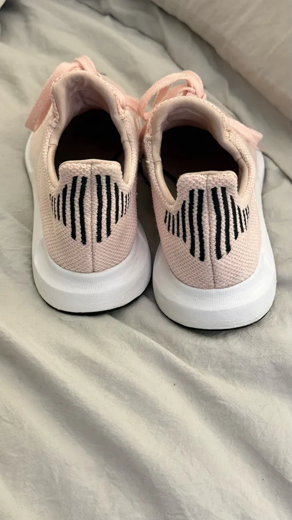 Adidas Women’s Originals Swift Run Ice Pink Athletic Running Shoes - Size 7 - Image 3