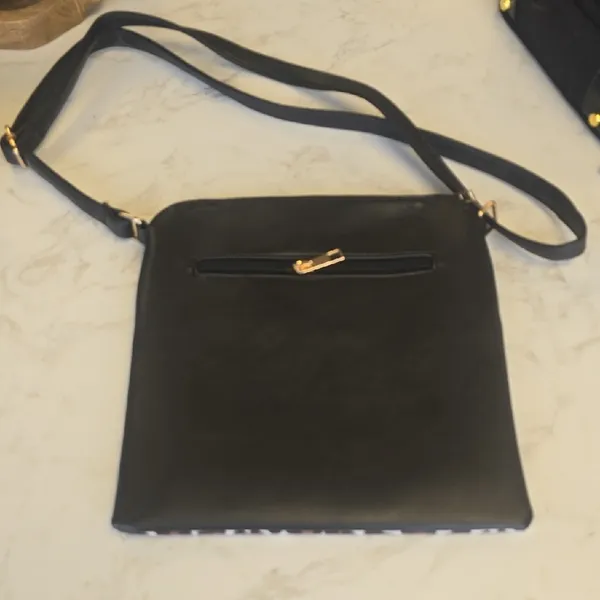 Leopard Print Crossbody Bag Black - Image 2