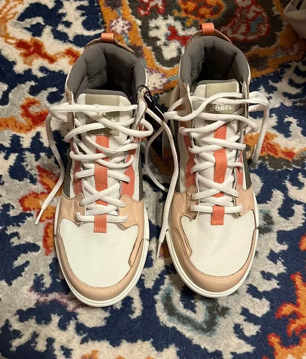 Sorel Hiking Shoes - Image 2