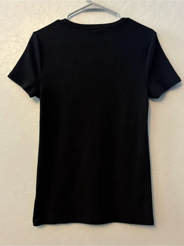 Gap black short sleeve rib tee size medium tall - Image 12